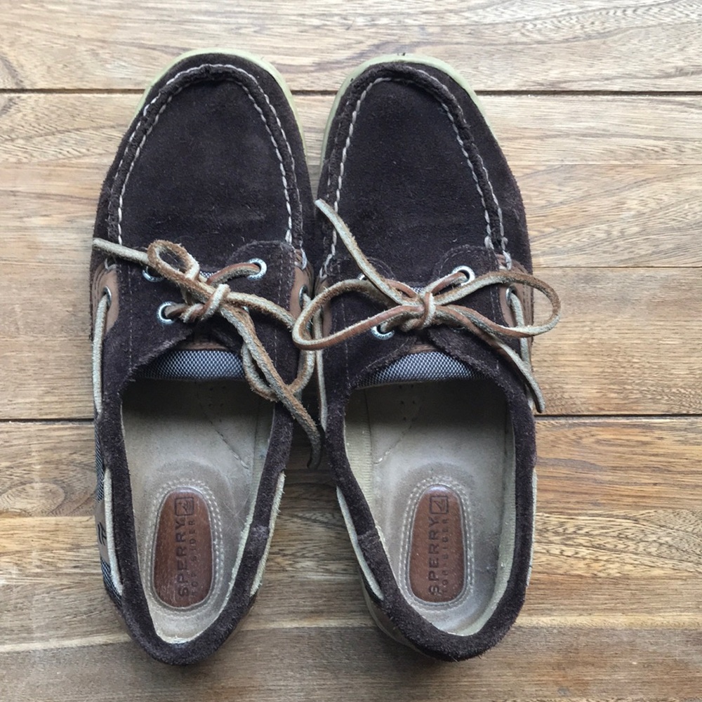Sperry brown boat shoes size 7.5